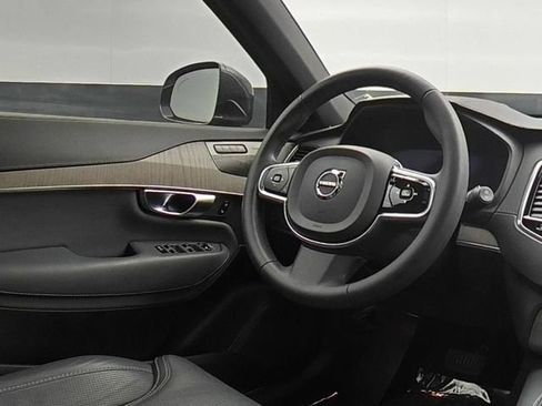 Used 2023 Volvo XC90 B6 Ultimate w/ Protection Package Premier AWD/4WD image 22