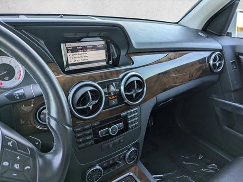 Used 2014 Mercedes-Benz GLK 350 2WD image 13