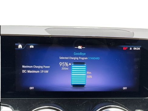 Used 2024 Mercedes-Benz EQB 300 4MATIC image 39