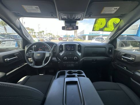 Used 2024 Chevrolet Silverado 1500 Custom AWD/4WD image 18