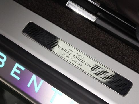 Used 2020 Bentley Continental GT image 26