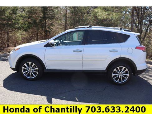 Used 2018 Honda Pilot Touring image 4