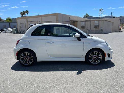 Used 2014 FIAT 500 GQ Edition w/ Comfort/Convenience Group FWD image 4
