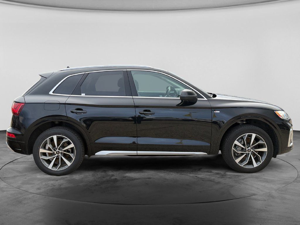 Used 2024 Audi Q5 2.0T Premium Plus AWD/4WD image 11