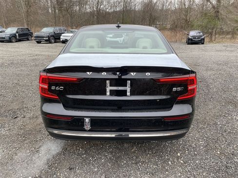 Certified 2023 Volvo S60 B5 Ultimate w/ Climate Package image 16