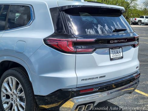 New 2026 GMC Acadia Denali w/ Super Cruise Package AWD/4WD image 6