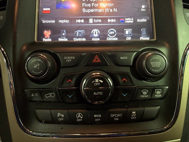 Used 2016 Jeep Grand Cherokee Laredo w/ Quick Order Package 23E AWD/4WD image 32