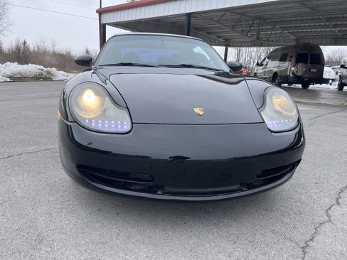 Used 2000 Porsche 911 Carrera 4 image 3