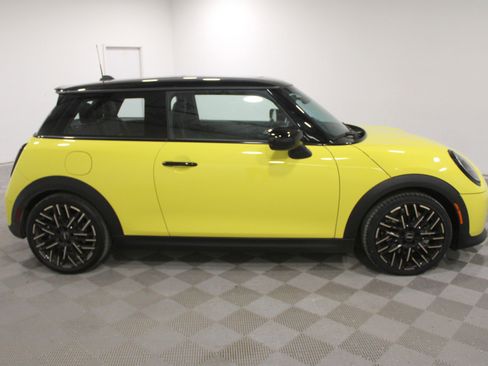 Used 2025 MINI Cooper S image 25