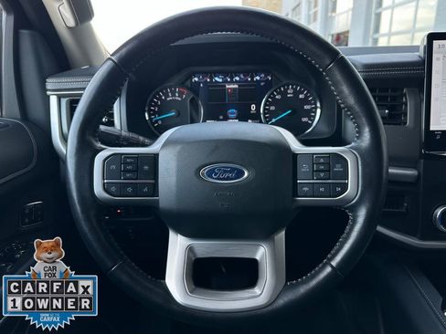 Used 2023 Ford Expedition Max XLT image 12