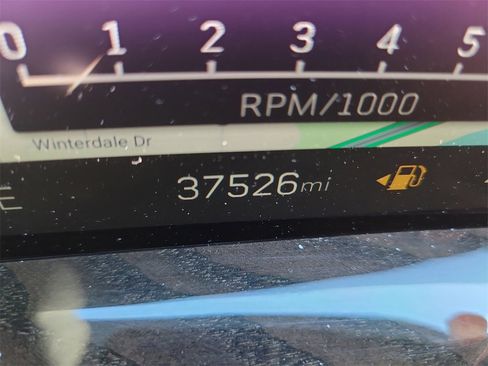 Used 2025 Cadillac Escalade ESV Sport Platinum image 28