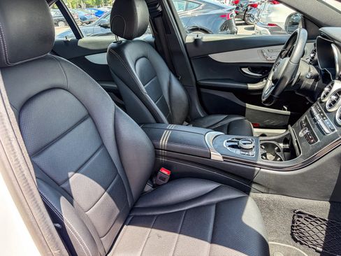 Used 2021 Mercedes-Benz C 300 Sedan image 16
