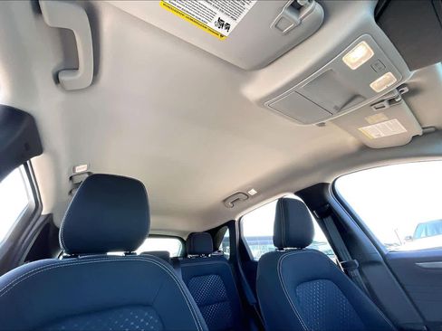 Used 2025 Ford Escape Active image 12