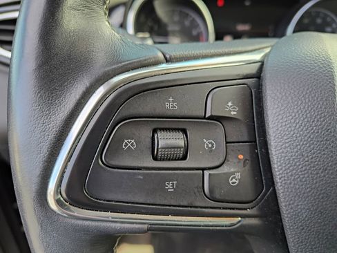 Used 2020 Buick Encore GX Essence w/ Advanced Technology Package image 18