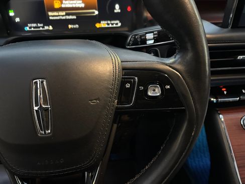 Certified 2023 Lincoln Aviator Reserve w/ Elements Package Plus image 18