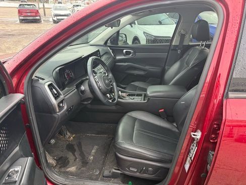 Certified 2021 Kia Sorento S w/ Panoramic Sunroof Package image 8