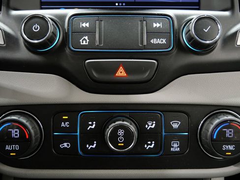 Used 2019 GMC Terrain SLE w/ Driver Convenience Package image 19