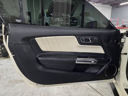 Used 2015 Ford Mustang 50 Years RWD image 10