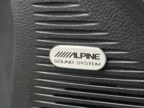 Used 2022 Dodge Challenger R/T image 35