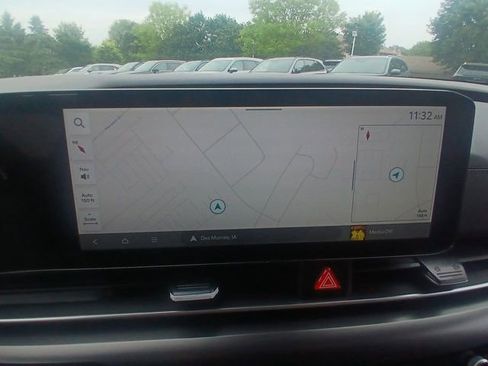 New 2026 Kia Carnival LX FWD image 18