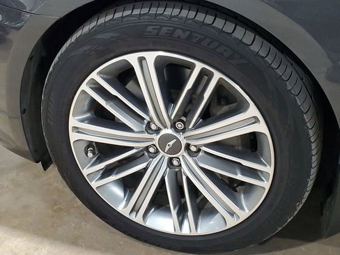 Used 2018 Genesis G80 3.8 image 39