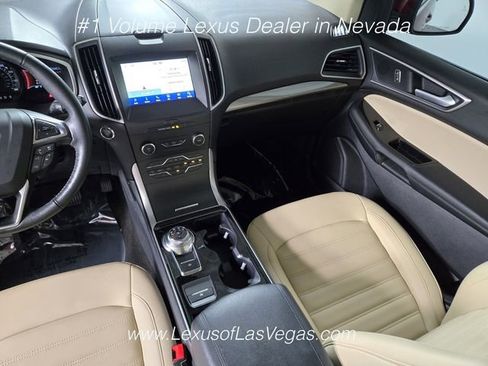 Used 2019 Ford Edge SEL w/ Equipment Group 201A FWD image 17