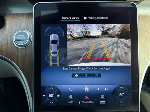 Used 2024 Mercedes-Benz C 300 Sedan image 23