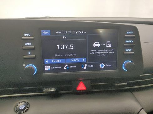 Used 2025 Hyundai Elantra Sport FWD image 25