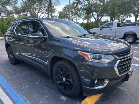 Used 2021 Chevrolet Traverse LT AWD/4WD image 30