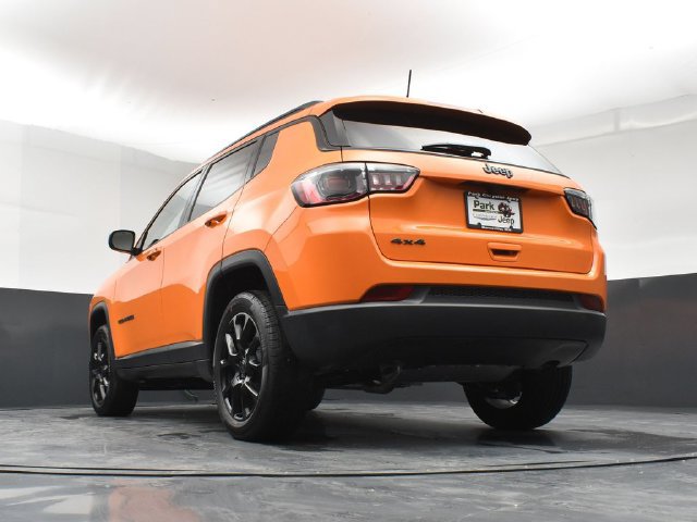 New 2026 Jeep Compass Latitude AWD/4WD image 22