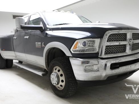 Used 2015 RAM 3500 Laramie w/ Convenience Group image 7