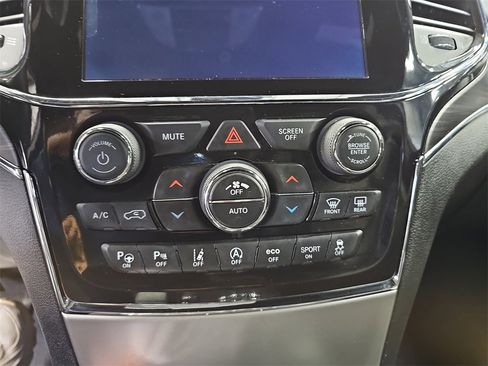 Used 2021 Jeep Grand Cherokee Limited w/ Quick Order Package 28K 80th image 24