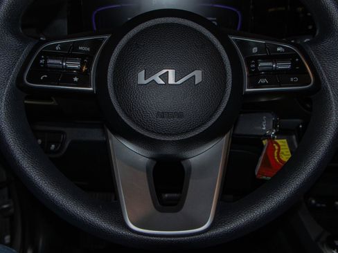 Used 2026 Kia Seltos LX AWD/4WD image 11
