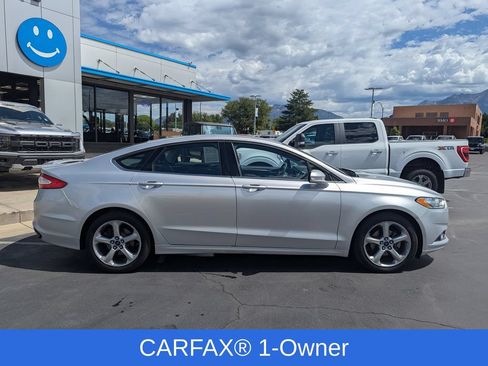 Used 2016 Ford Fusion SE AWD/4WD image 2