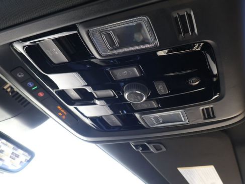 New 2026 Chevrolet Suburban RST image 37