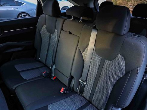 Certified 2024 Kia Sorento LX FWD image 21