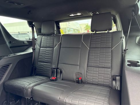 New 2026 Cadillac Escalade Platinum Sport w/ LPO, ONYX Package image 12