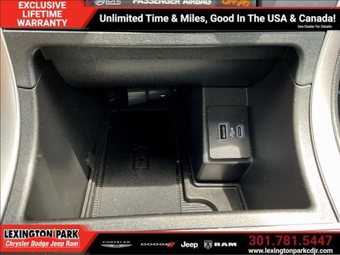 Used 2022 Ford Edge ST-Line AWD/4WD image 15