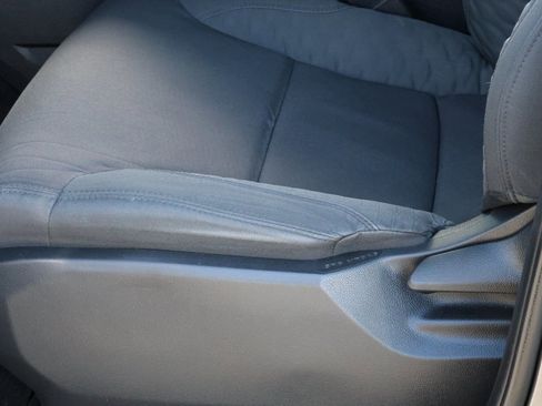 Used 2022 Toyota Tundra SR5 w/ TRD Off-Road Package image 15