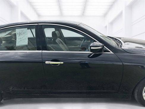 Used 2013 Hyundai Genesis 3.8 RWD image 24