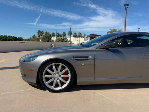 Used 2005 Aston Martin DB9 Coupe RWD image 22