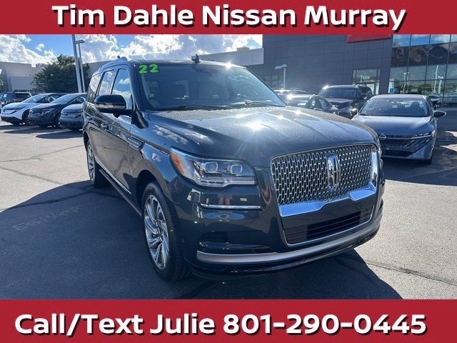 Used 2022 Lincoln Navigator Reserve AWD/4WD image 3