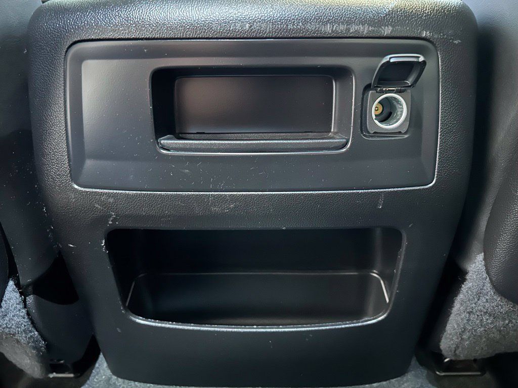 Used 2015 GMC Sierra 2500 Denali AWD/4WD image 36