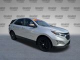Used 2021 Chevrolet Equinox LS w/ LS Convenience Package image 2