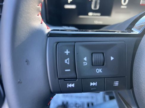 New 2026 Nissan Kicks SR w/ Cold Weather Package AWD/4WD image 43