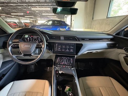 Used 2024 Audi Q8 e-tron Premium AWD/4WD image 16