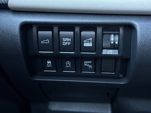 Used 2022 Subaru Forester Limited image 33