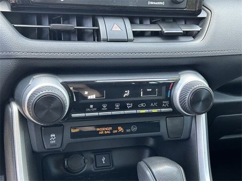 Used 2020 Toyota RAV4 LE image 26