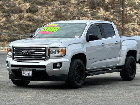 Used 2019 GMC Canyon SLE image 8