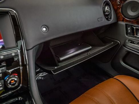 Used 2016 Jaguar XJ R-Sport AWD/4WD image 35